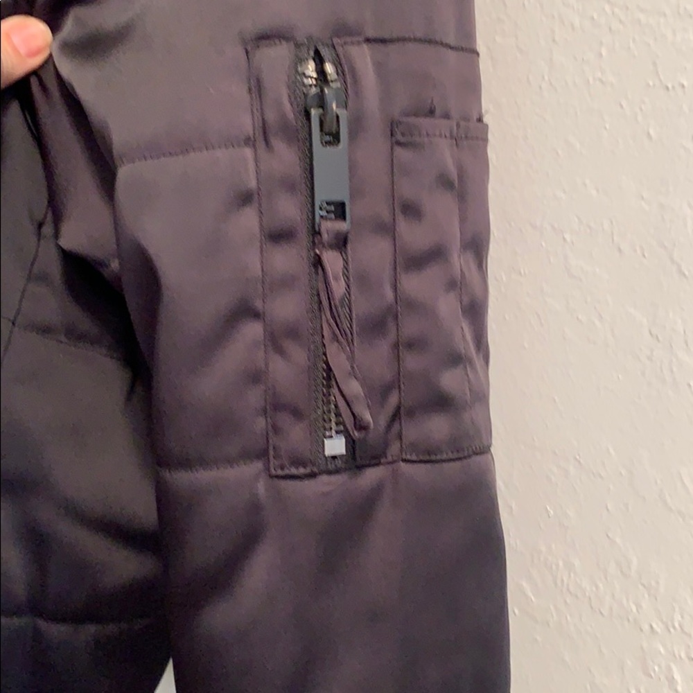 Jacket - Picture 4 of 6